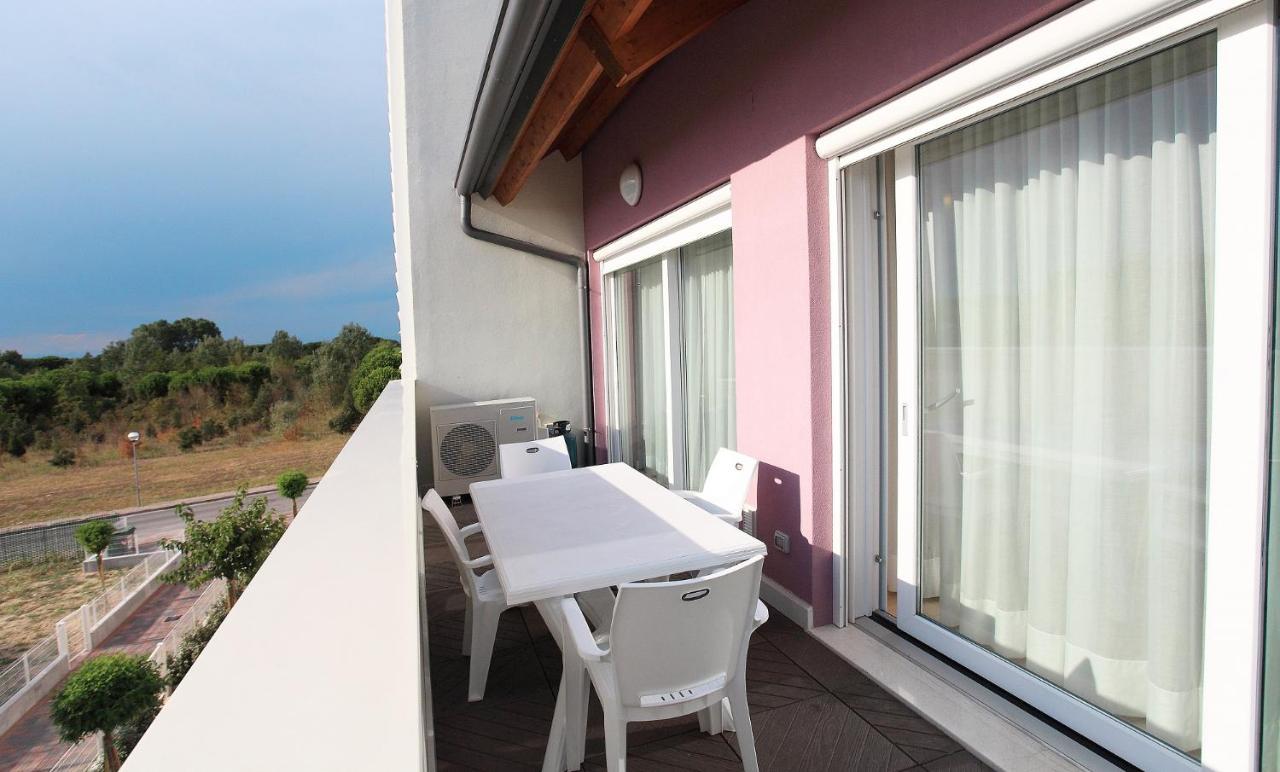 Residence Margherita Bibione Bagian luar foto